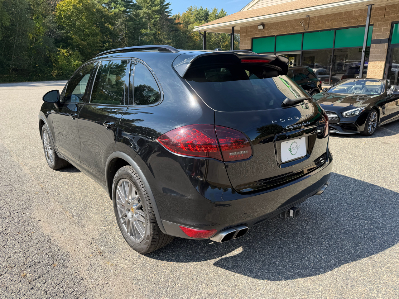 Porsche Cayenne AWD 4dr Turbo 2012 Porsche Cayenne AWD 4dr Turbo 2012