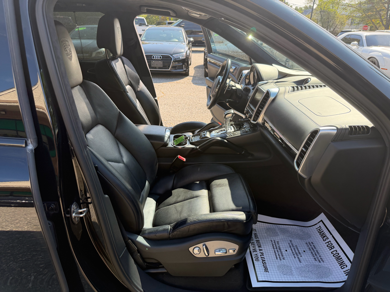 Porsche Cayenne AWD 4dr Turbo 2012 Porsche Cayenne AWD 4dr Turbo 2012