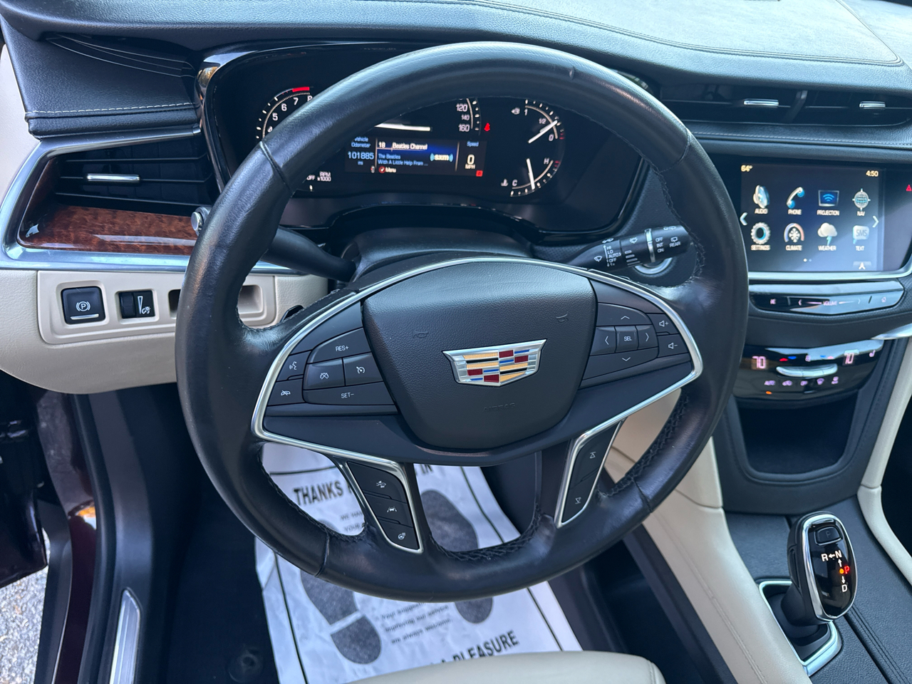 2018 Cadillac XT5 Luxury photo 3