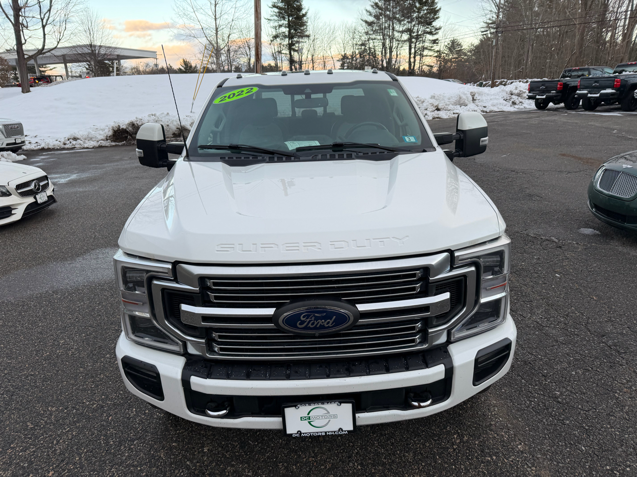 2022 Ford F-350 Limited photo 3