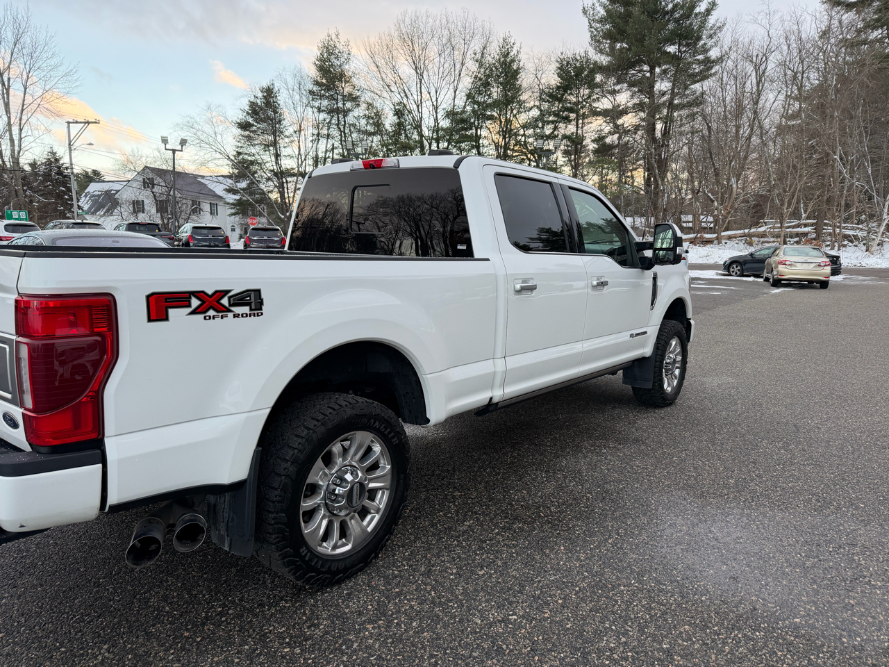 Ford Super Duty F-350 SRW Limited 4WD Crew Cab 6.75' Box 2022