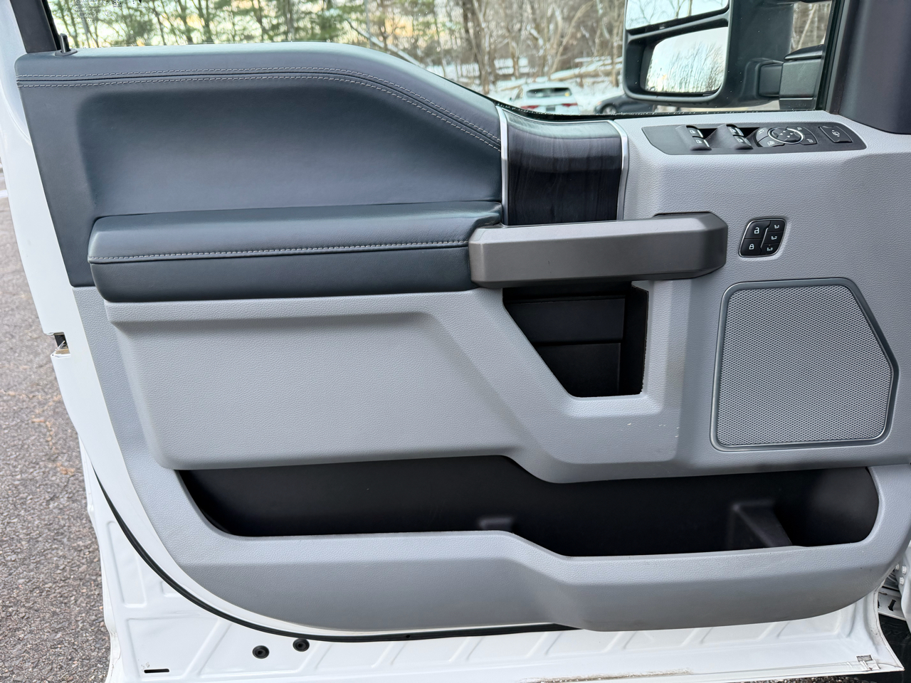 Ford Super Duty F-350 SRW Limited 4WD Crew Cab 6.75' Box 2022