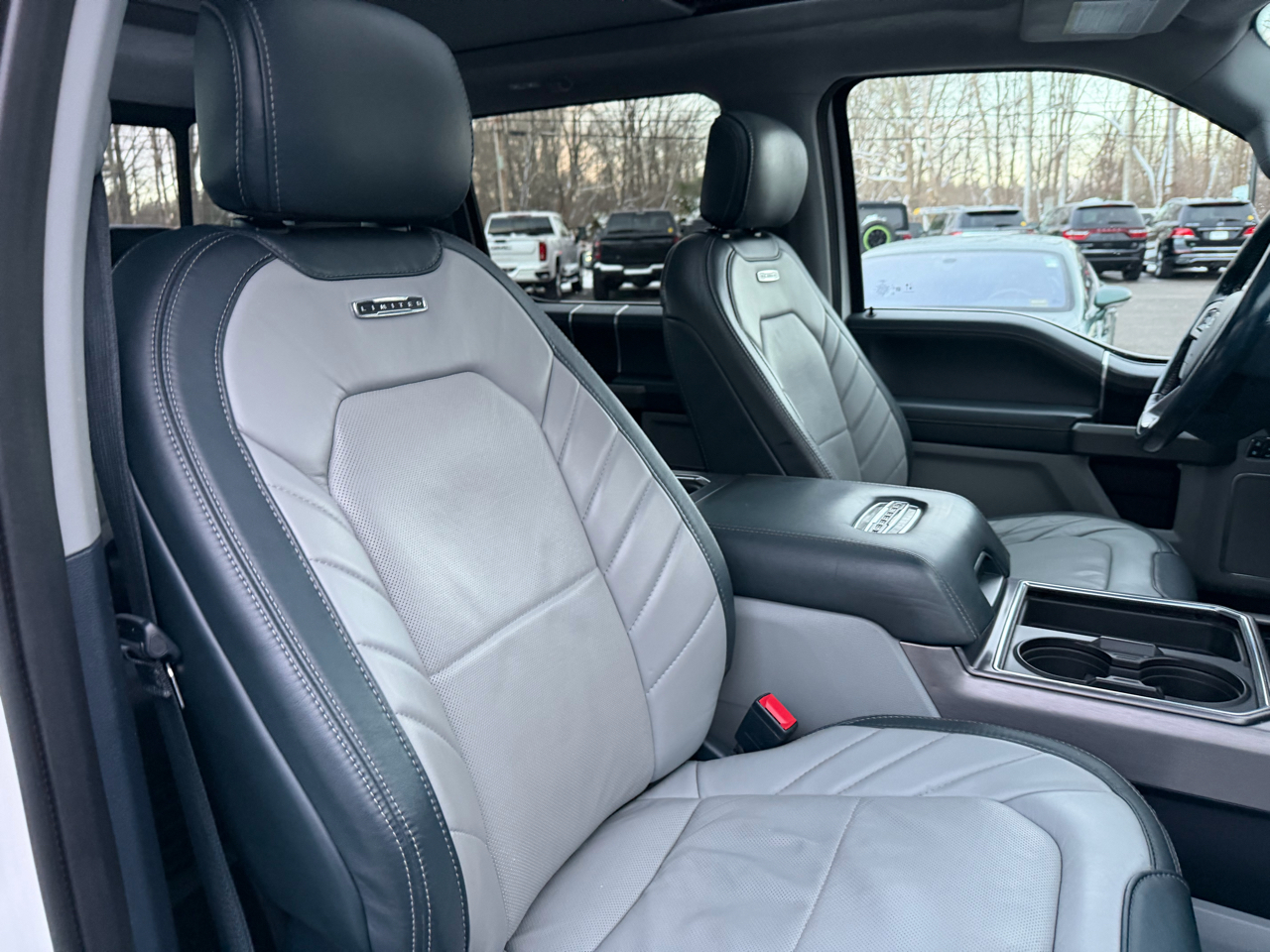 Ford Super Duty F-350 SRW Limited 4WD Crew Cab 6.75' Box 2022