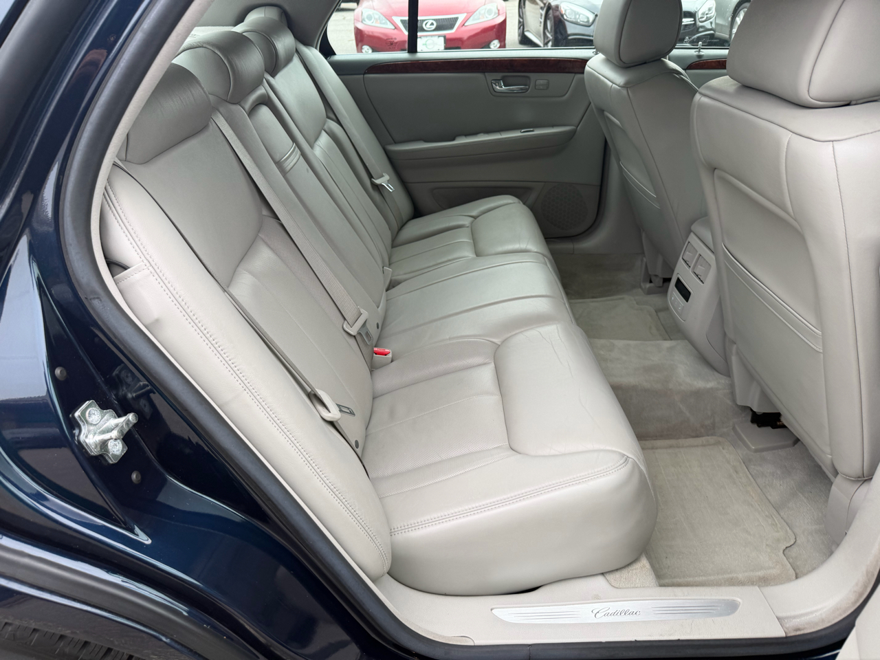 Cadillac DTS 4dr Sdn w/1SC 2006