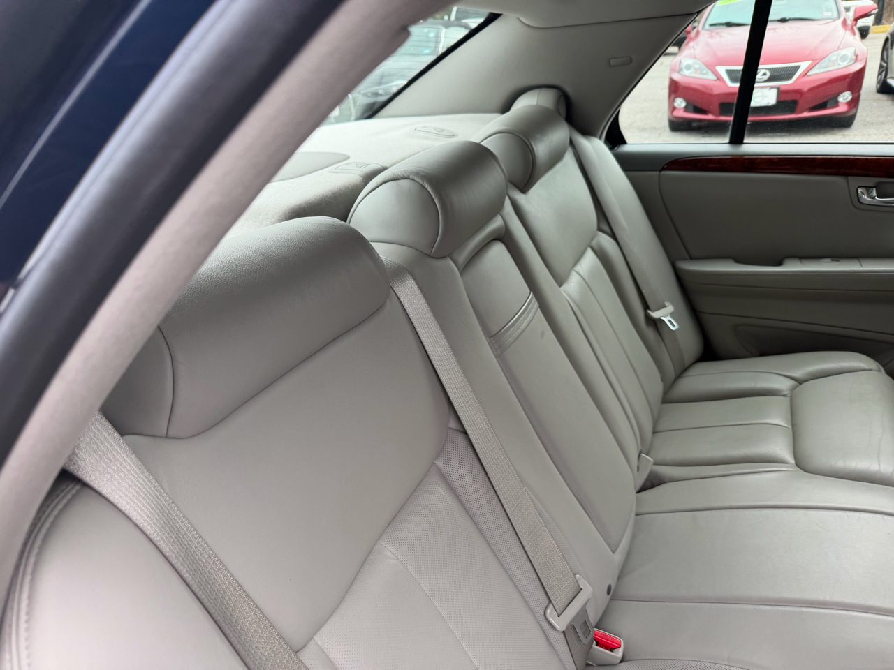 Cadillac DTS 4dr Sdn w/1SC 2006