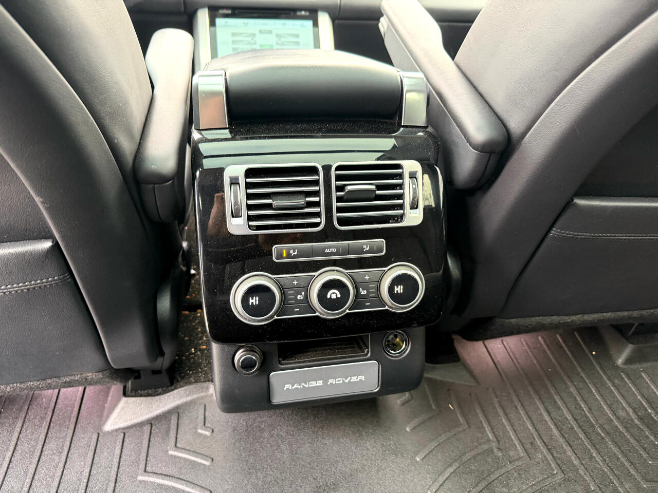 Land Rover Range Rover V6 Supercharged HSE SWB 2017