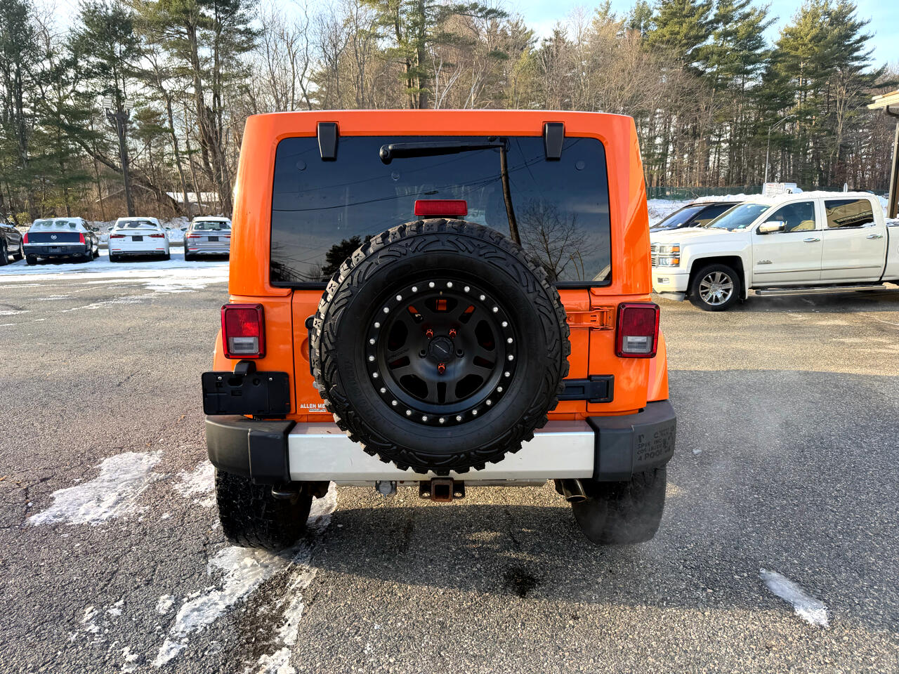 Jeep Wrangler Unlimited 4WD 4dr Sahara 2012