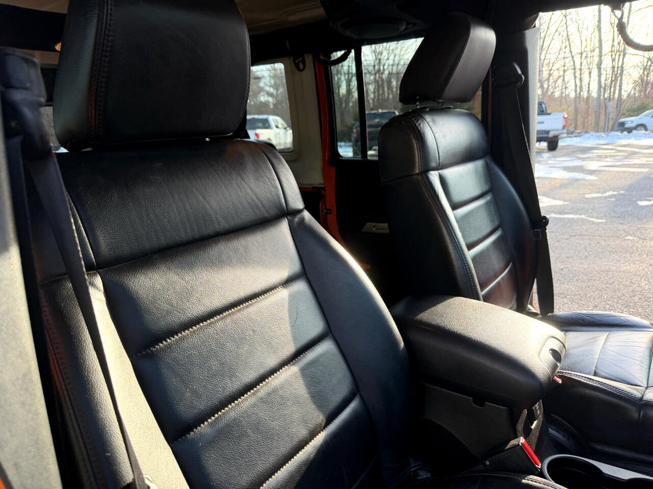 Jeep Wrangler Unlimited 4WD 4dr Sahara 2012