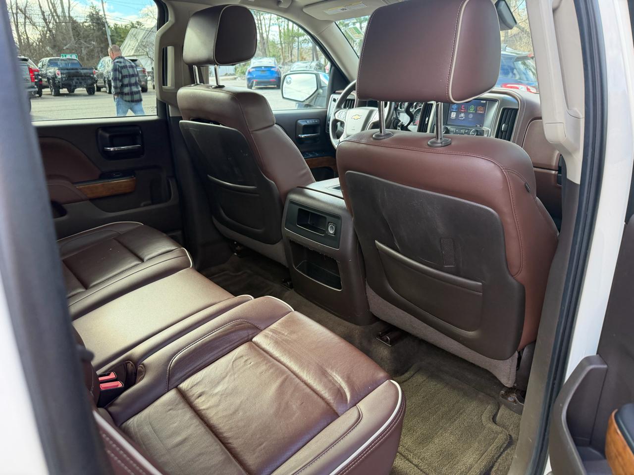 Chevrolet Silverado 1500 4WD Crew Cab 143.5" High Country 2014