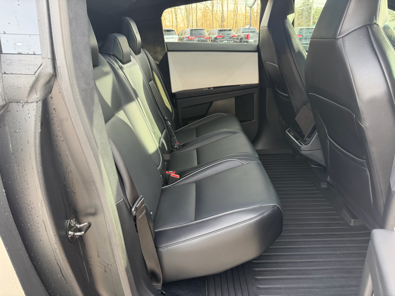 Tesla Cybertruck AWD 2024