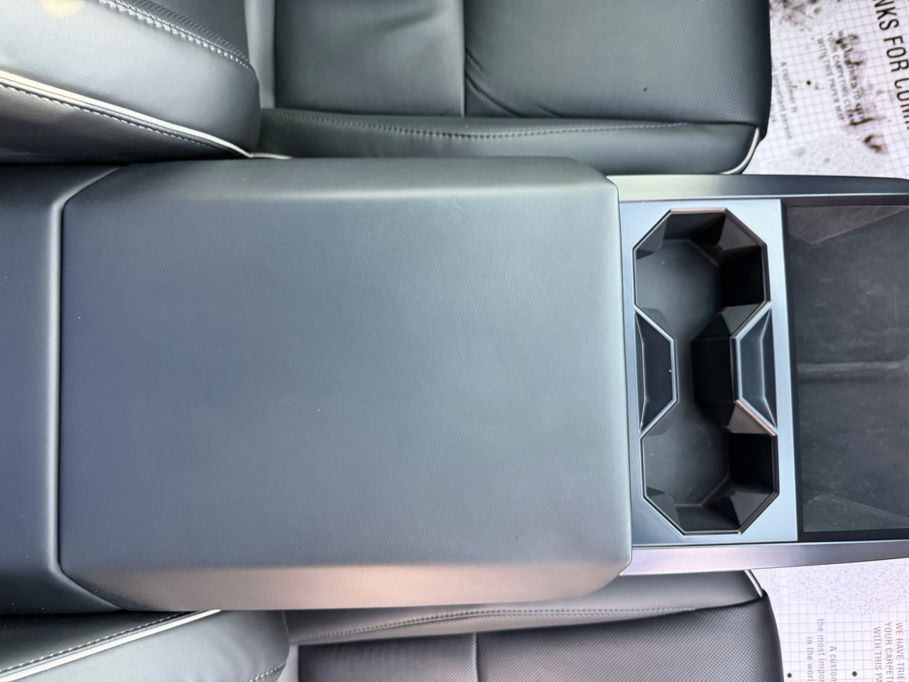 Tesla Cybertruck AWD 2024