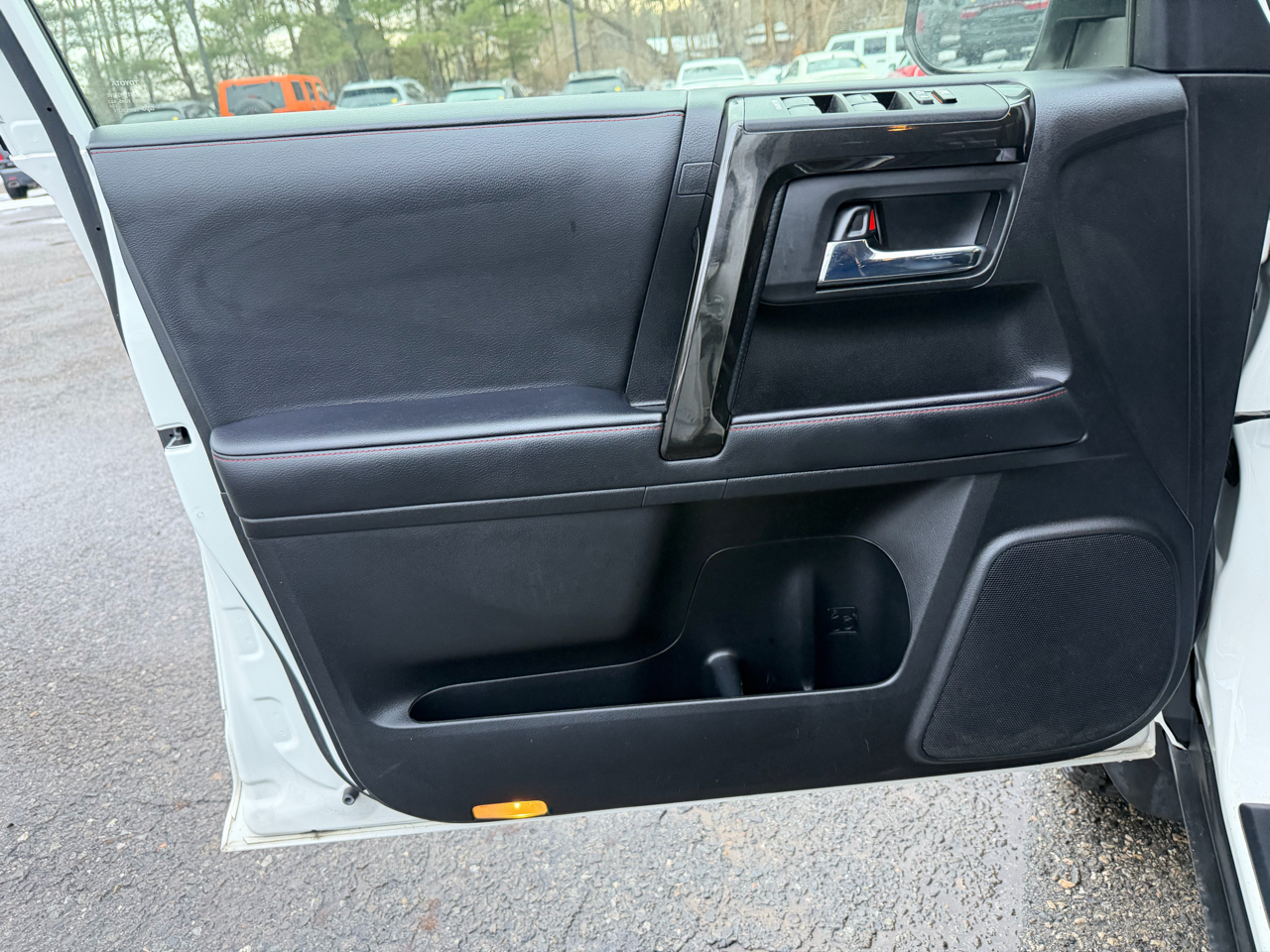 Toyota 4Runner Venture 4WD (Natl) 2021