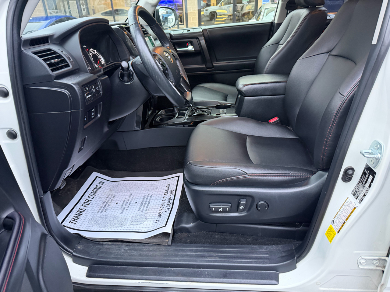 Toyota 4Runner Venture 4WD (Natl) 2021