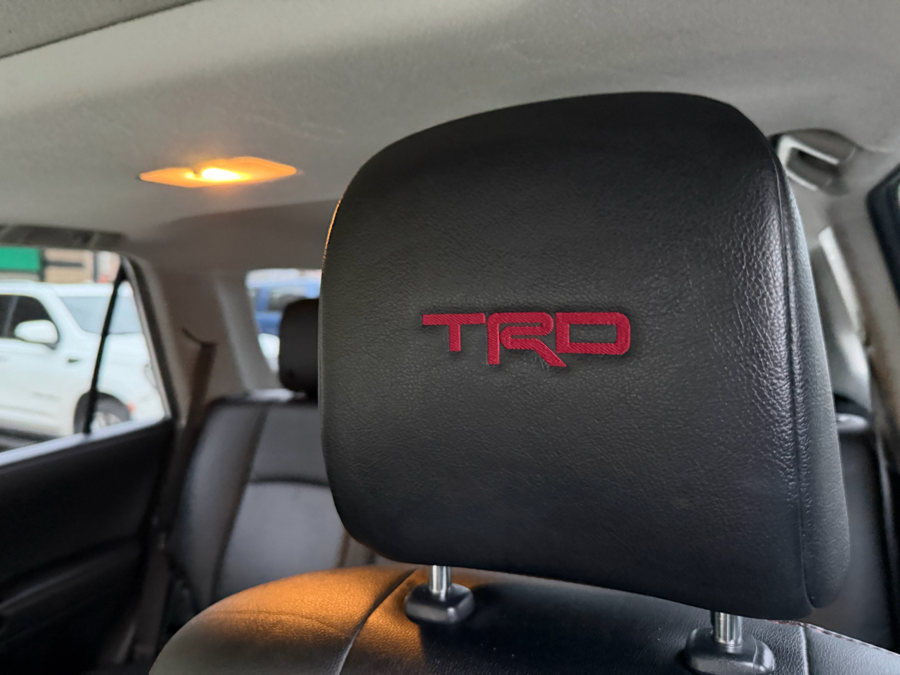 Toyota 4Runner Venture 4WD (Natl) 2021