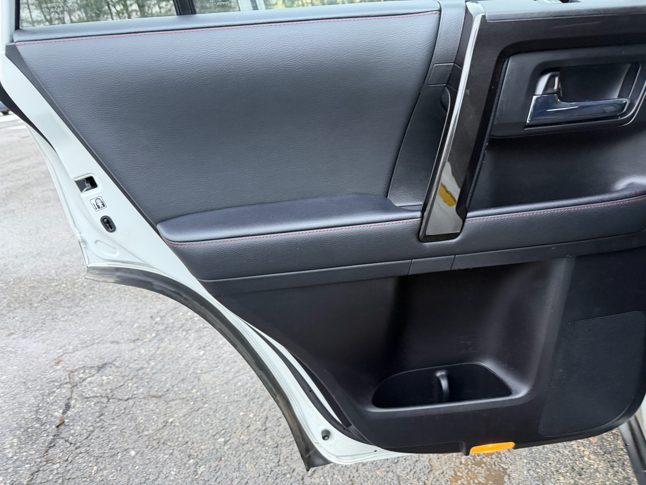 Toyota 4Runner Venture 4WD (Natl) 2021