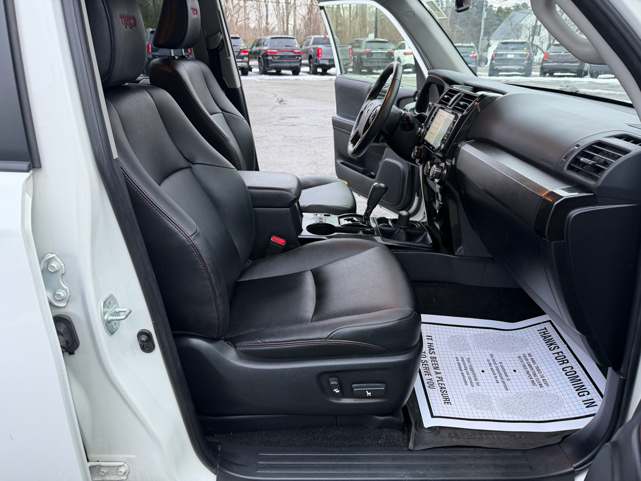 Toyota 4Runner Venture 4WD (Natl) 2021