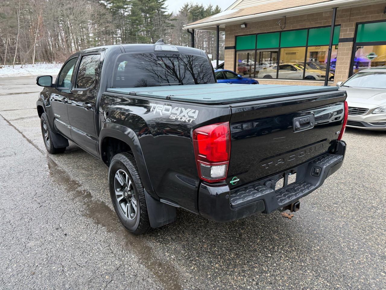 Toyota Tacoma TRD Off Road Double Cab 5' Bed V6 4x4 MT (Natl) 2018