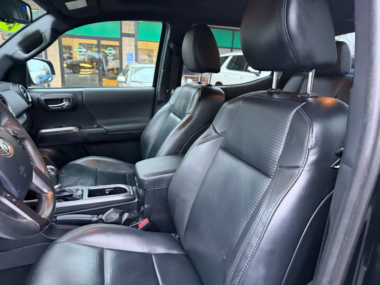 Toyota Tacoma TRD Off Road Double Cab 5' Bed V6 4x4 MT (Natl) 2018