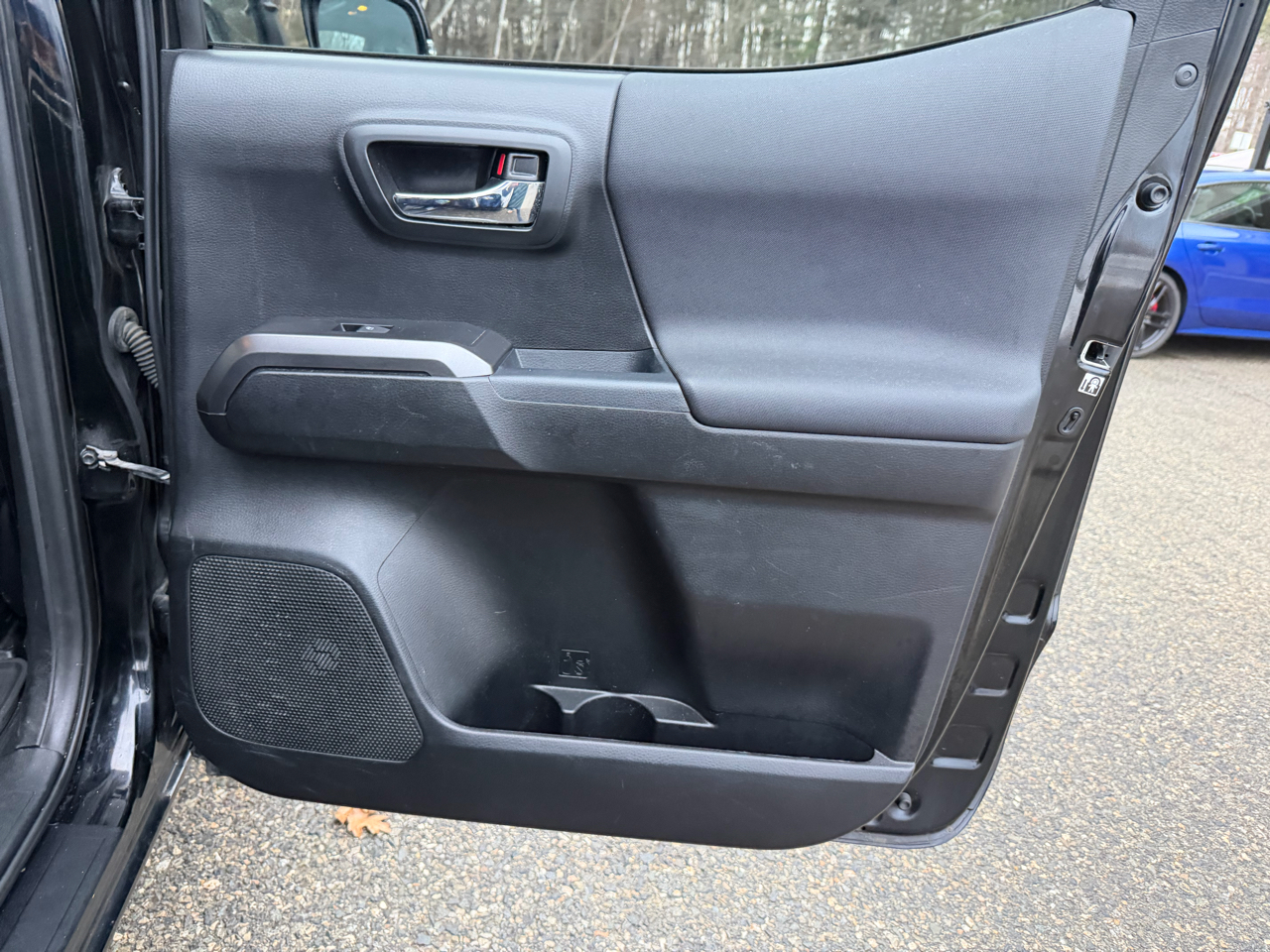 Toyota Tacoma TRD Off Road Double Cab 5' Bed V6 4x4 MT (Natl) 2018