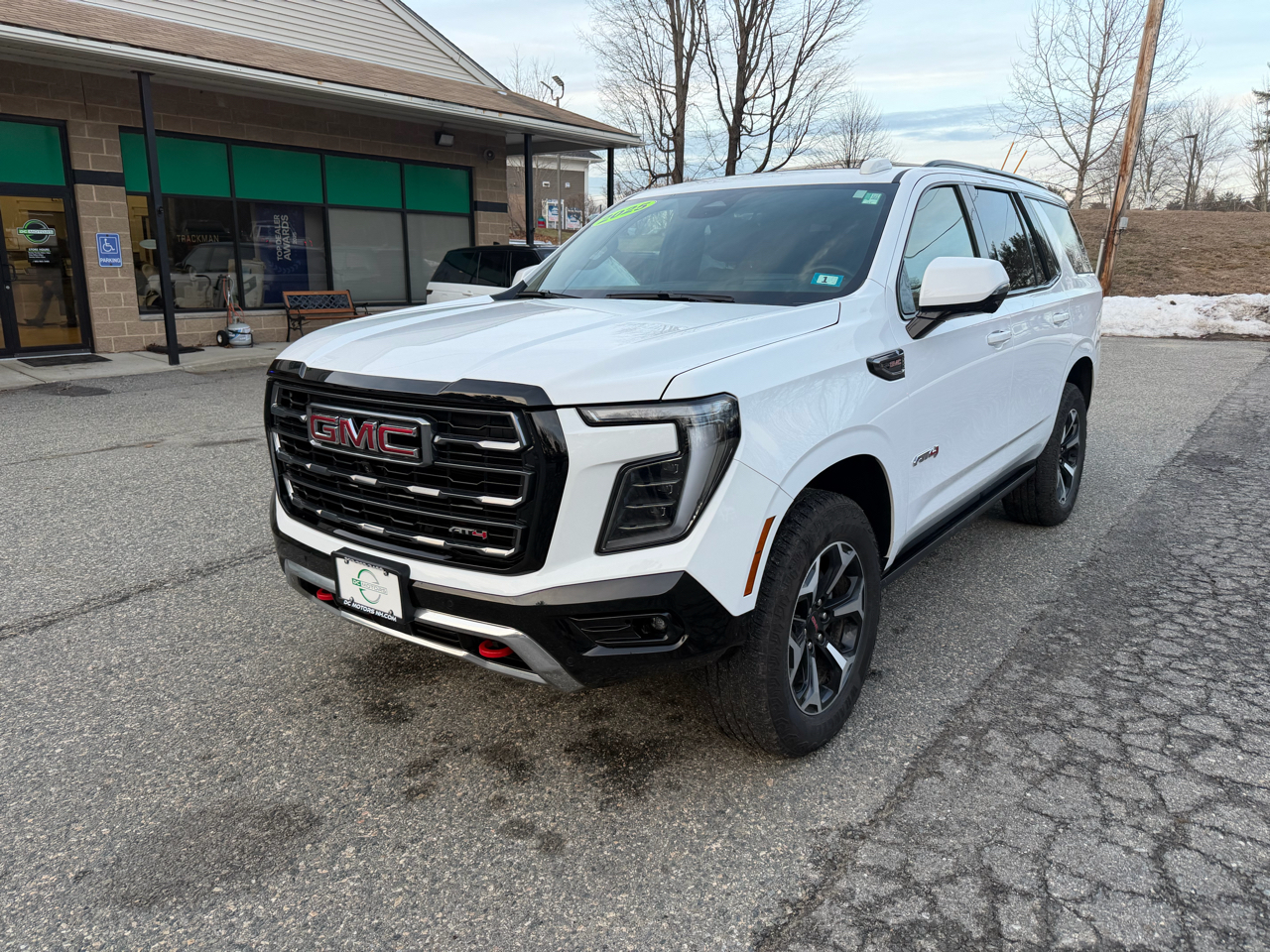 GMC Yukon 4WD 4dr AT4 2025