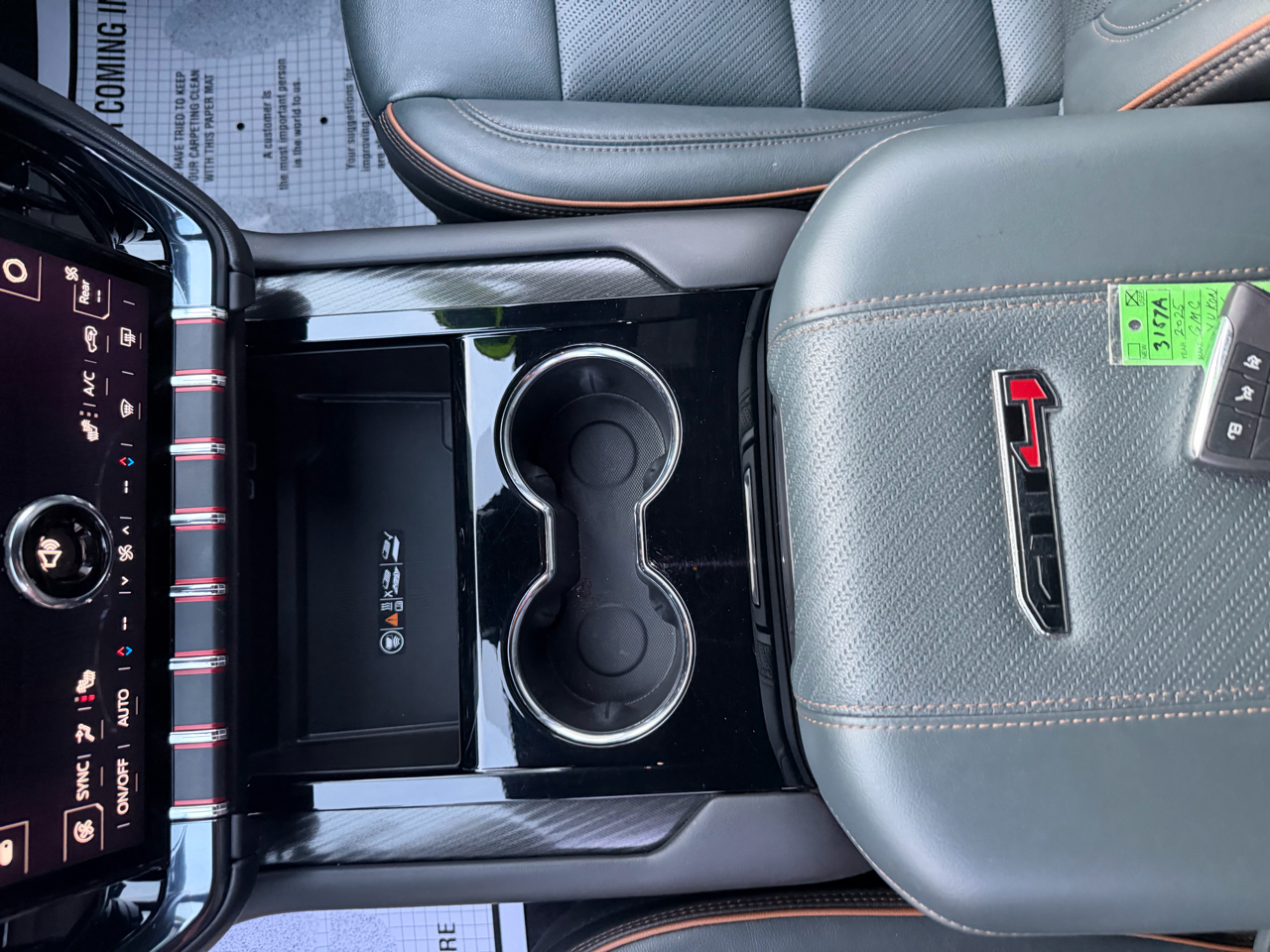 GMC Yukon 4WD 4dr AT4 2025