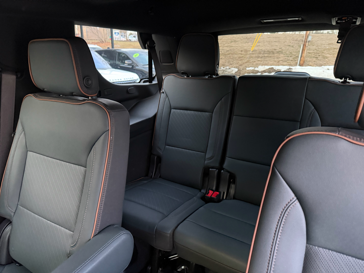 GMC Yukon 4WD 4dr AT4 2025