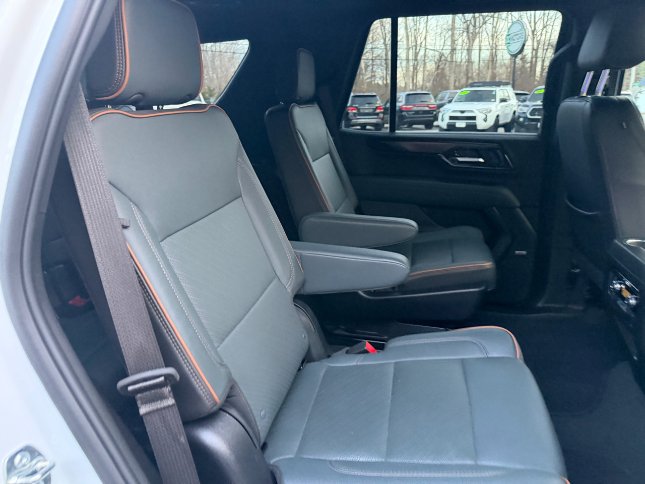 GMC Yukon 4WD 4dr AT4 2025