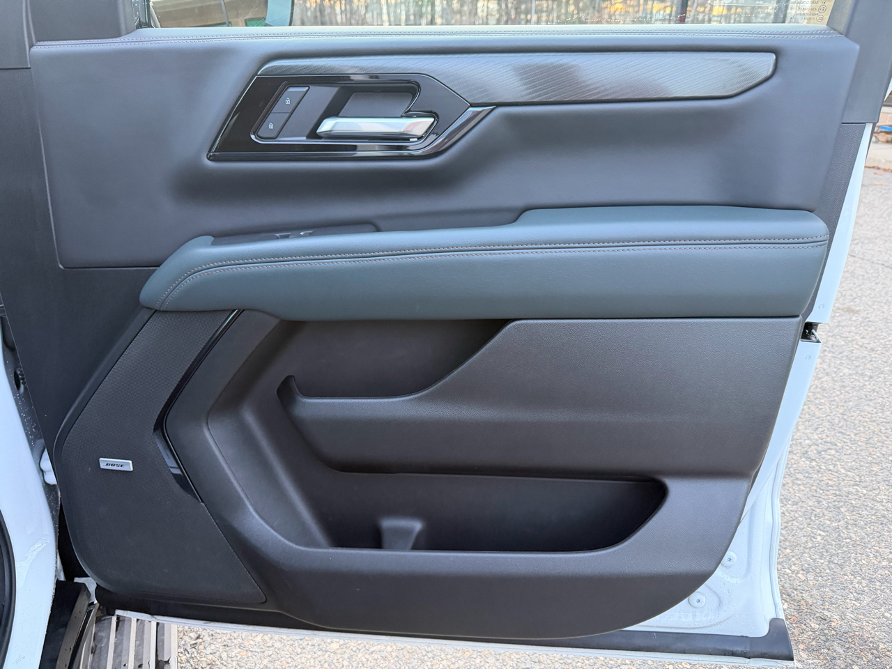 GMC Yukon 4WD 4dr AT4 2025