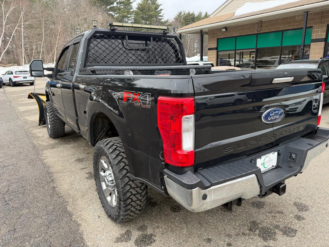 Ford Super Duty F-350 SRW XLT 4WD SuperCab 6.75' Box 2019