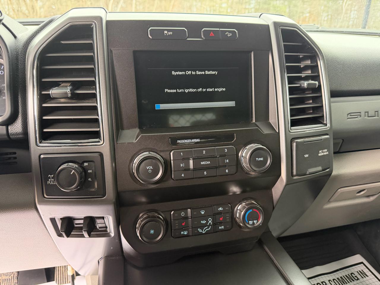 Ford Super Duty F-350 SRW XLT 4WD SuperCab 6.75' Box 2019