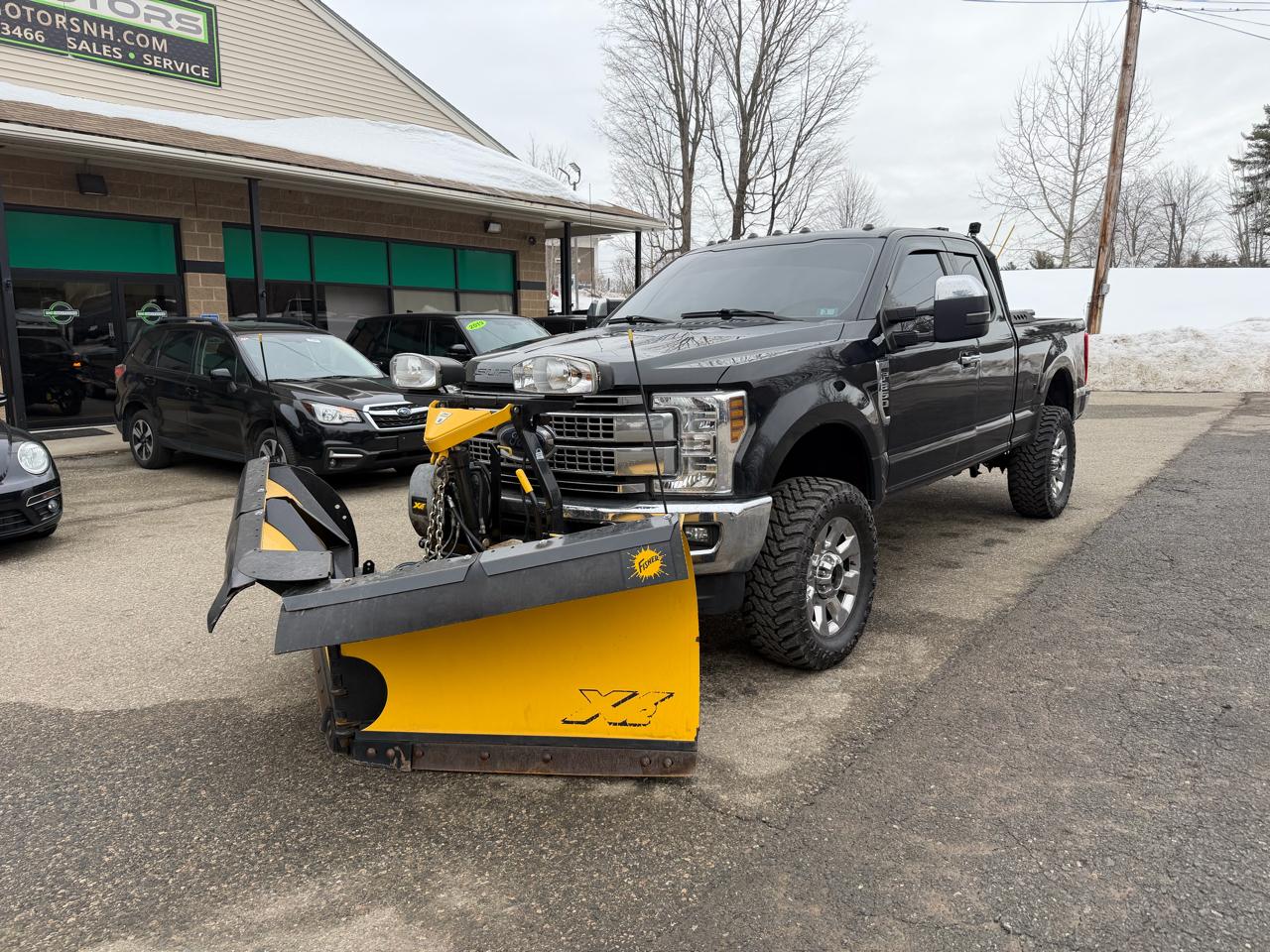 Ford Super Duty F-350 SRW XLT 4WD SuperCab 6.75' Box 2019