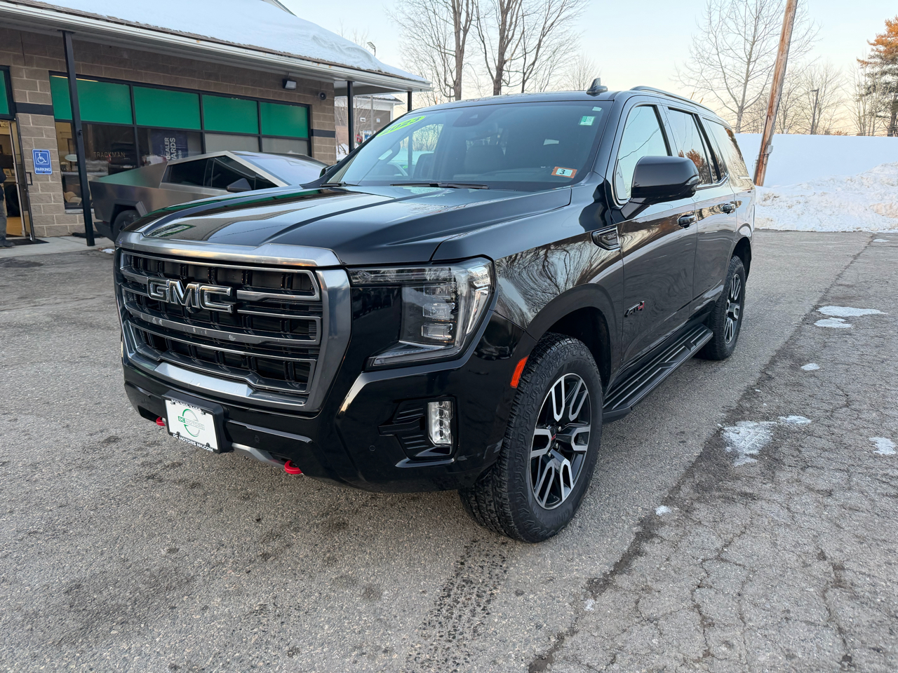 GMC Yukon 4WD 4dr AT4 2023