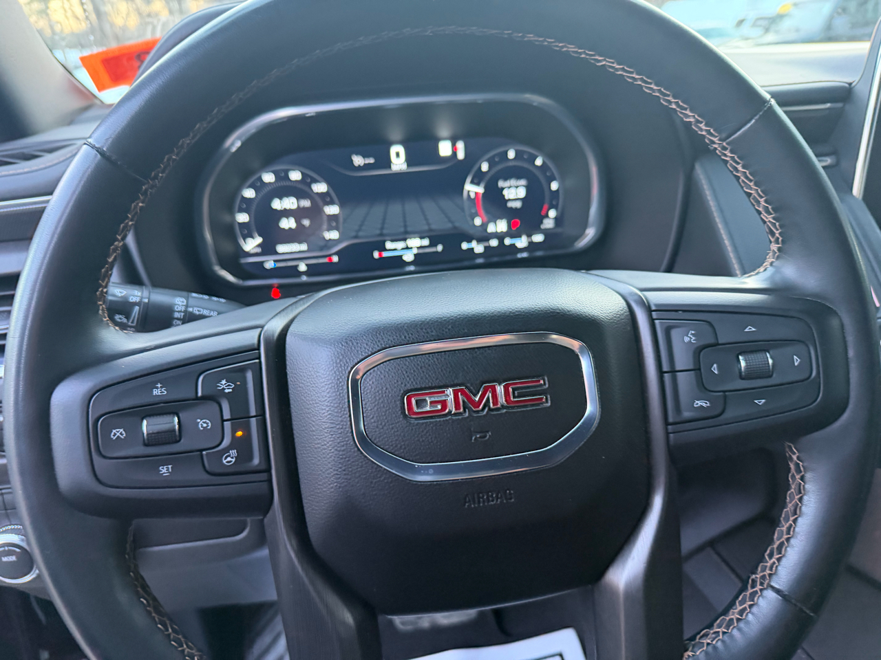 GMC Yukon 4WD 4dr AT4 2023