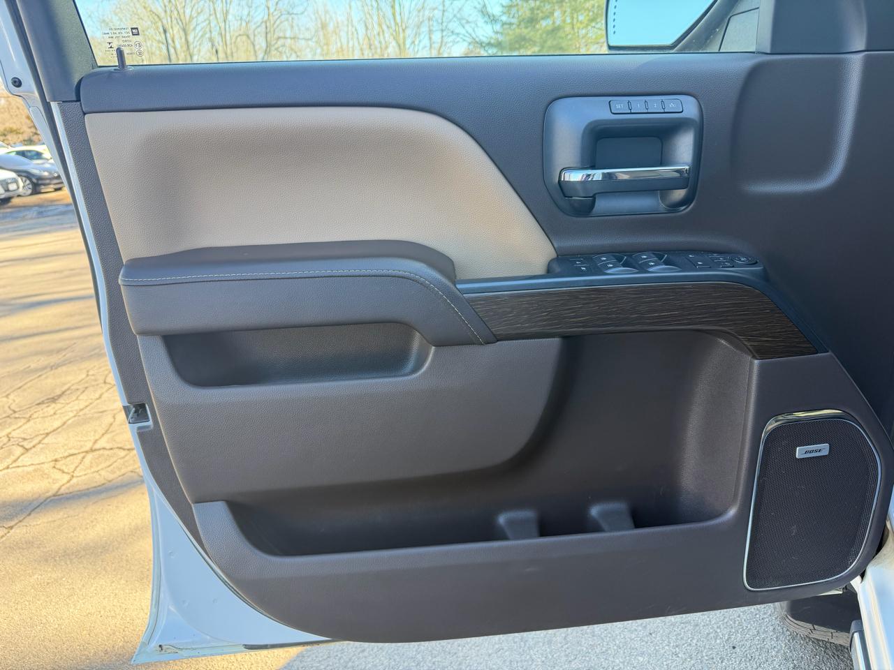 GMC Sierra 1500 4WD Crew Cab 143.5" Denali 2018