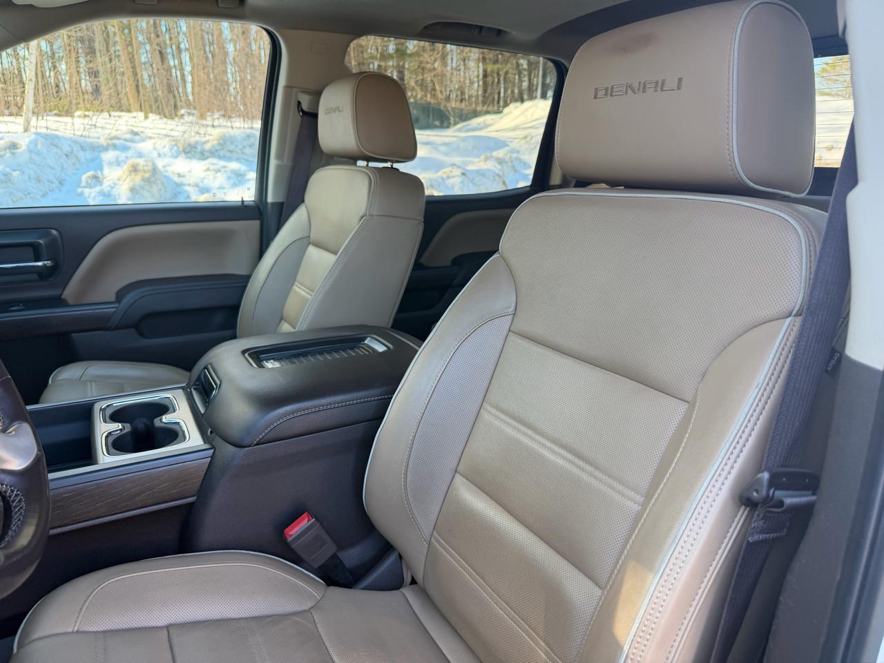 GMC Sierra 1500 4WD Crew Cab 143.5" Denali 2018