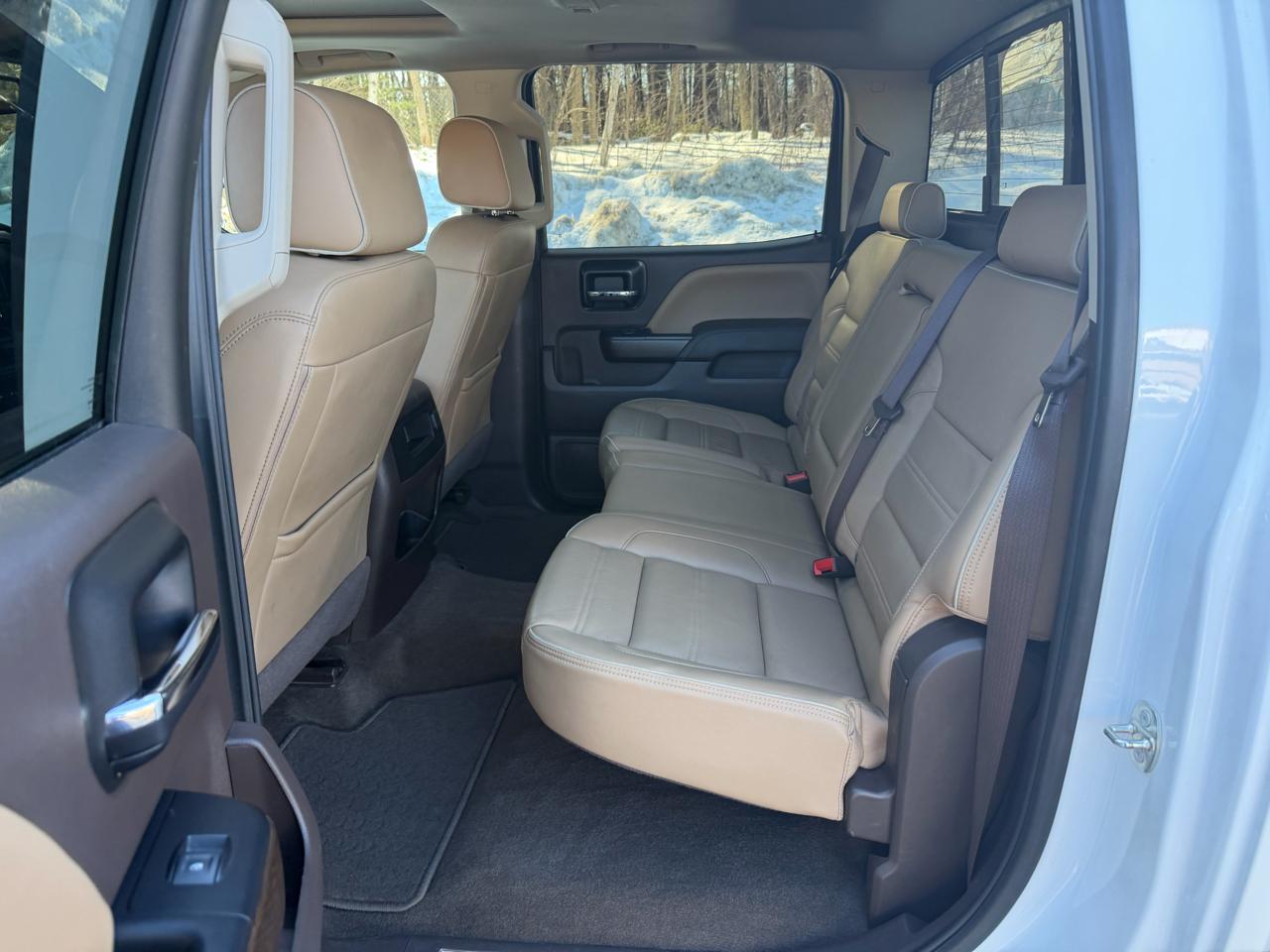 GMC Sierra 1500 4WD Crew Cab 143.5" Denali 2018