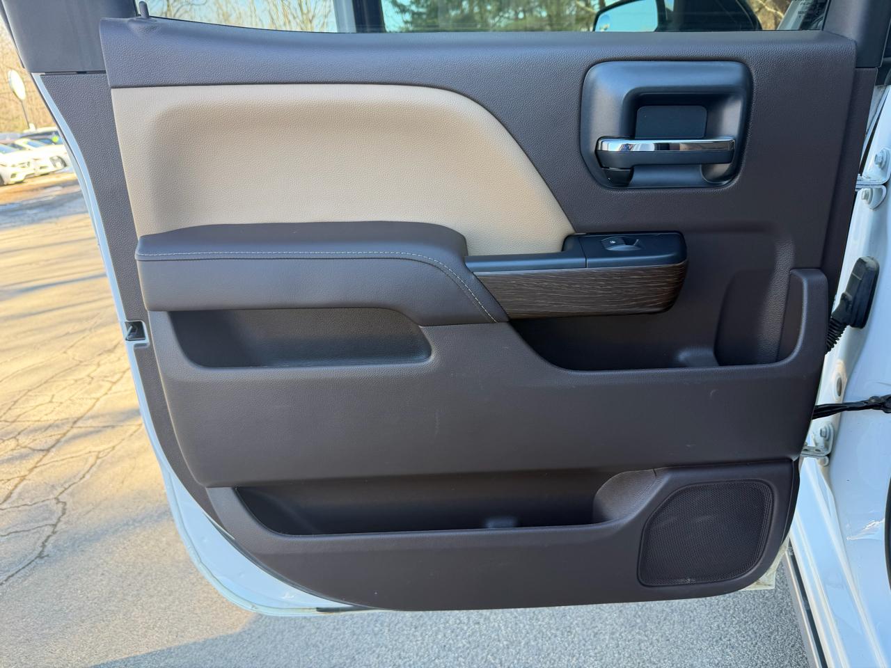 GMC Sierra 1500 4WD Crew Cab 143.5" Denali 2018