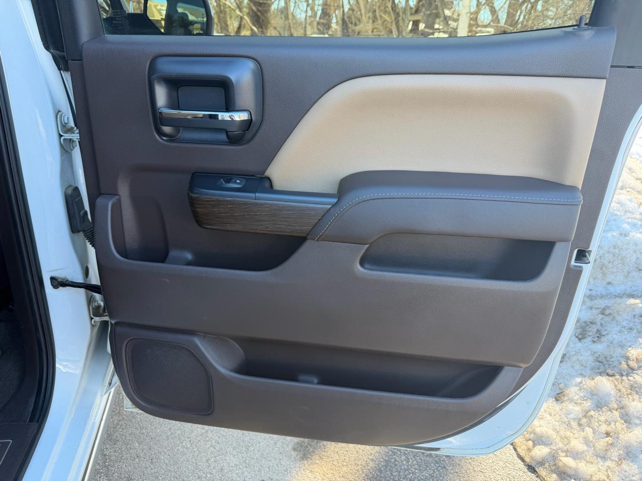 GMC Sierra 1500 4WD Crew Cab 143.5" Denali 2018