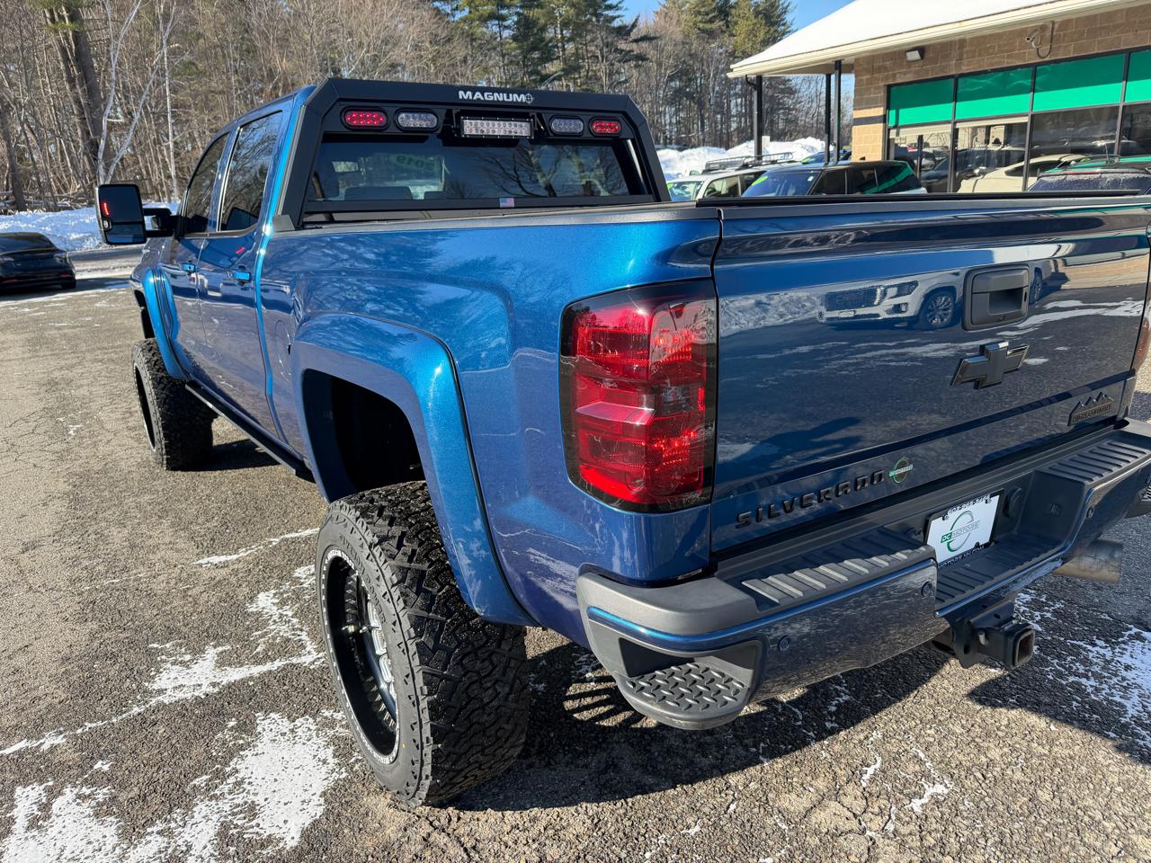 Chevrolet Silverado 2500HD 4WD Crew Cab 153.7" High Country 2019