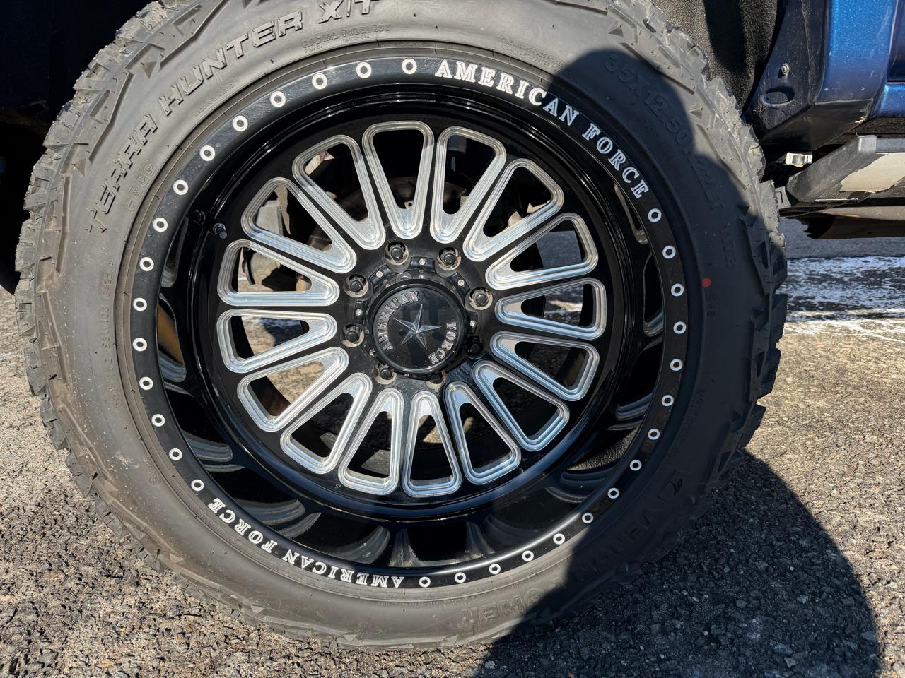 Chevrolet Silverado 2500HD 4WD Crew Cab 153.7" High Country 2019