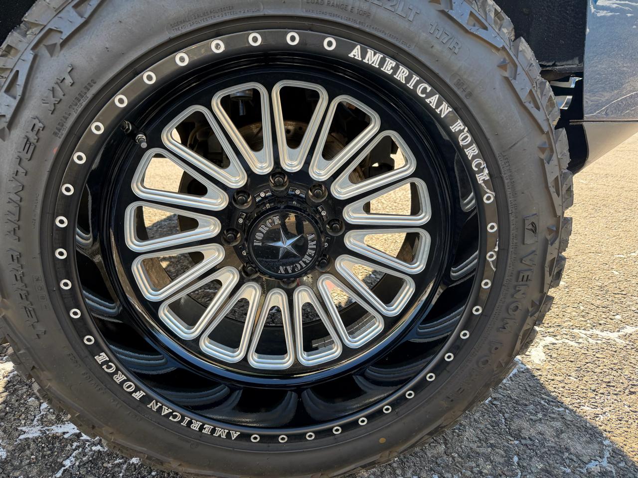 Chevrolet Silverado 2500HD 4WD Crew Cab 153.7" High Country 2019