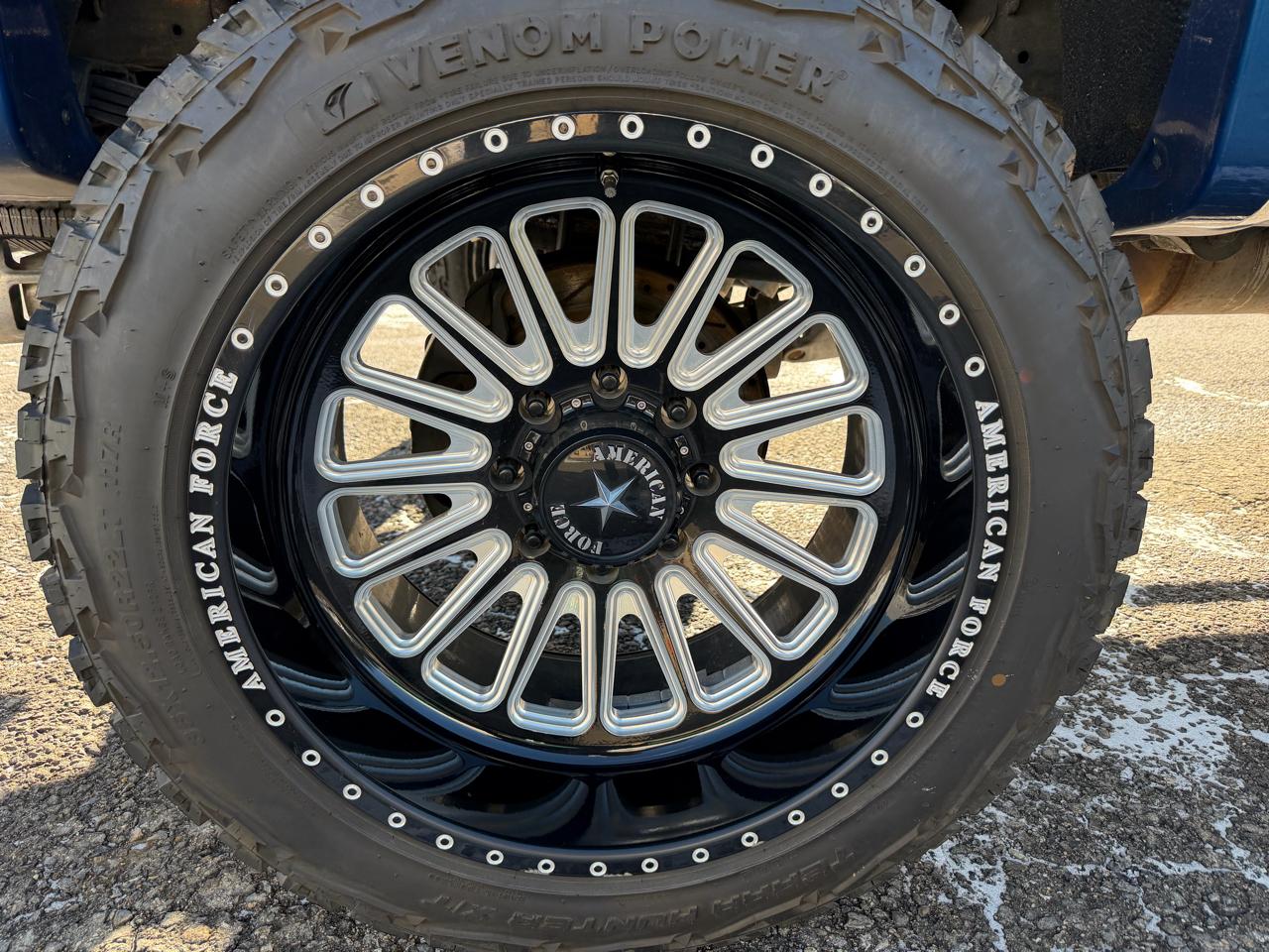 Chevrolet Silverado 2500HD 4WD Crew Cab 153.7" High Country 2019