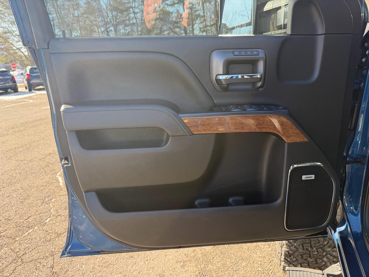 Chevrolet Silverado 2500HD 4WD Crew Cab 153.7" High Country 2019