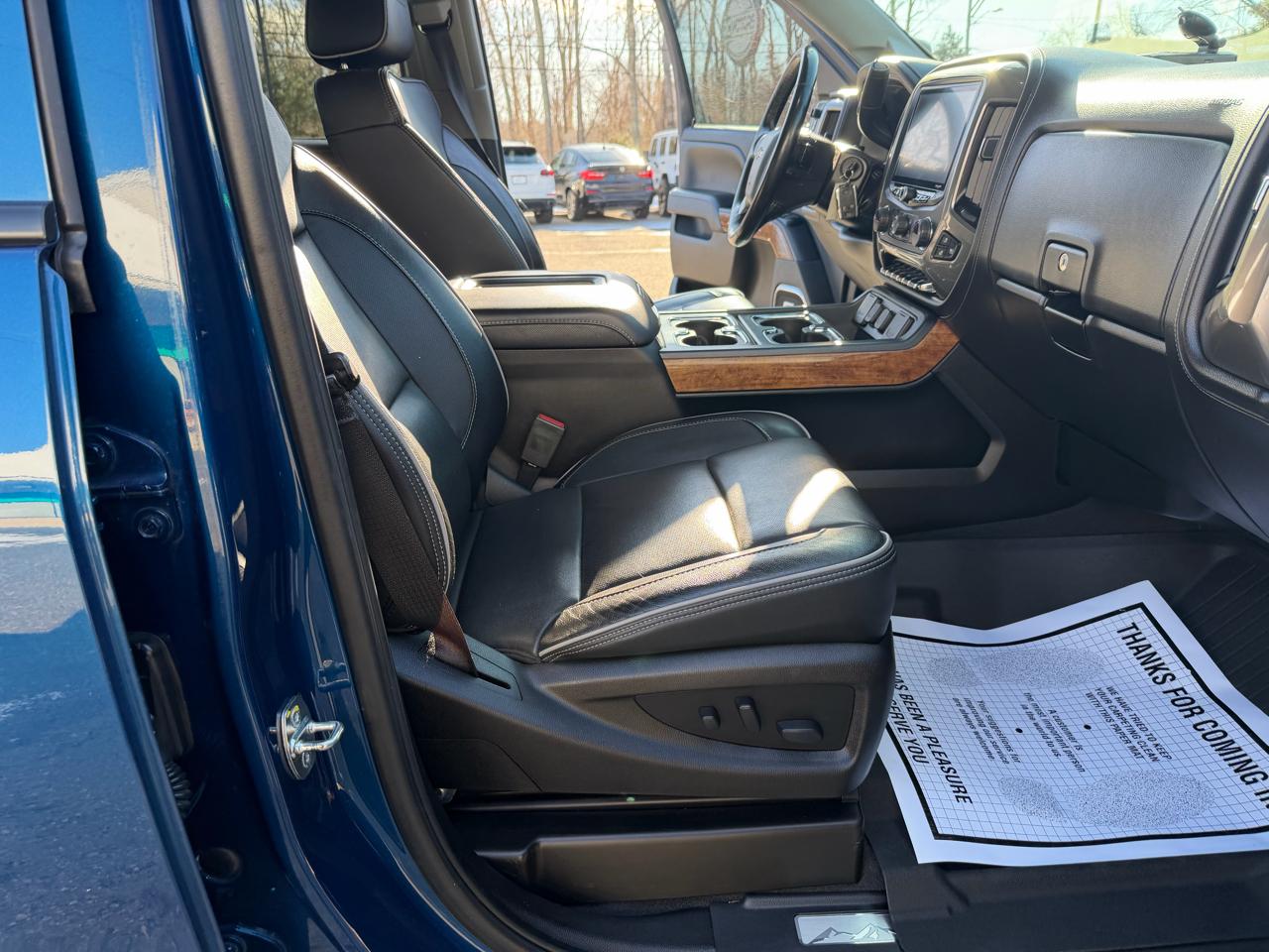 Chevrolet Silverado 2500HD 4WD Crew Cab 153.7" High Country 2019