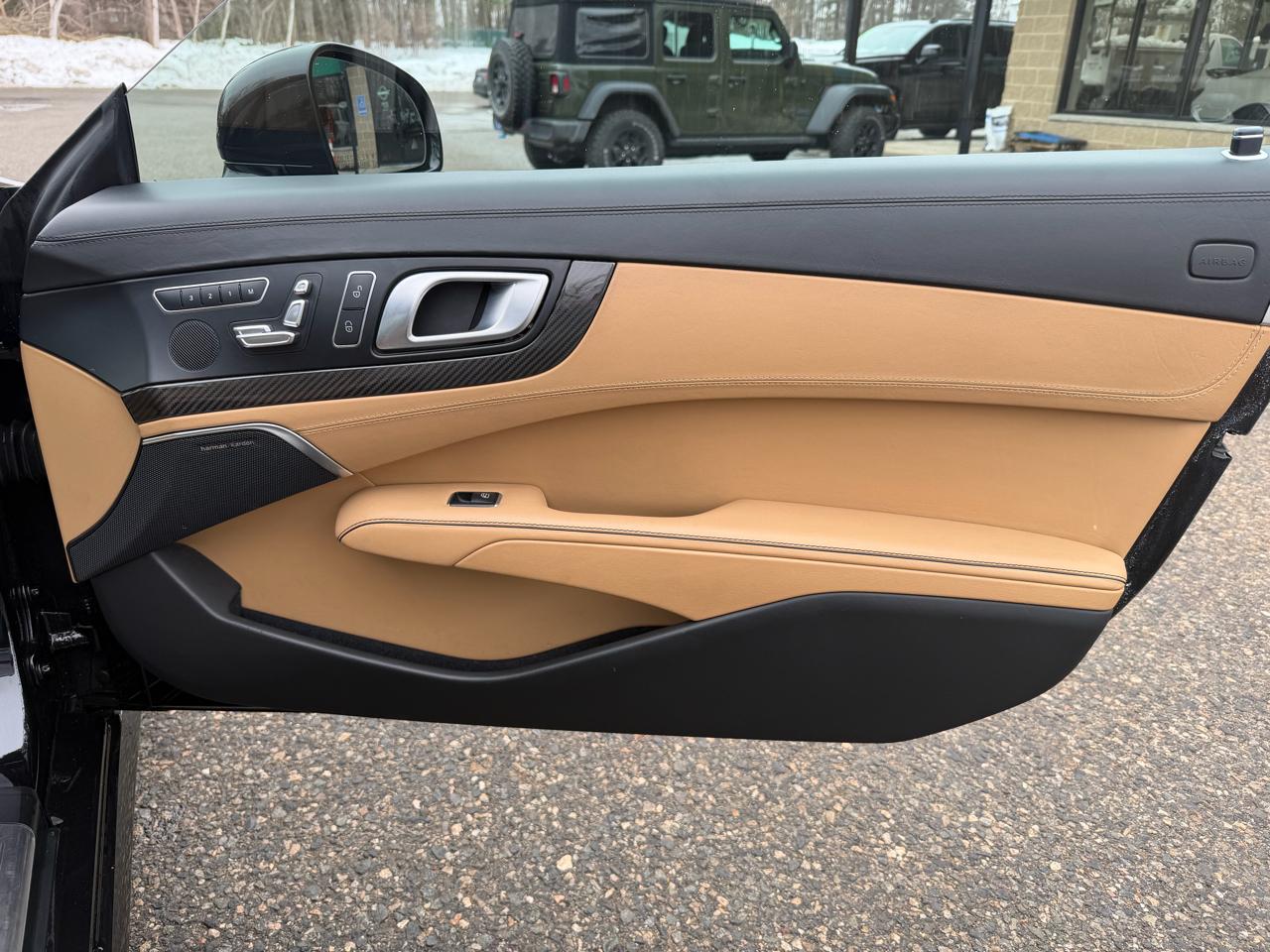 Mercedes-Benz SL-Class 2dr Roadster SL 63 AMG 2015