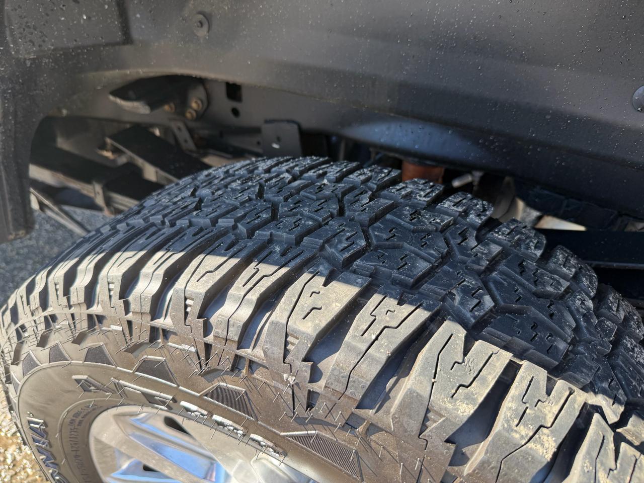 Ford Super Duty F-350 SRW Platinum 4WD Crew Cab 6.75' Box 2017