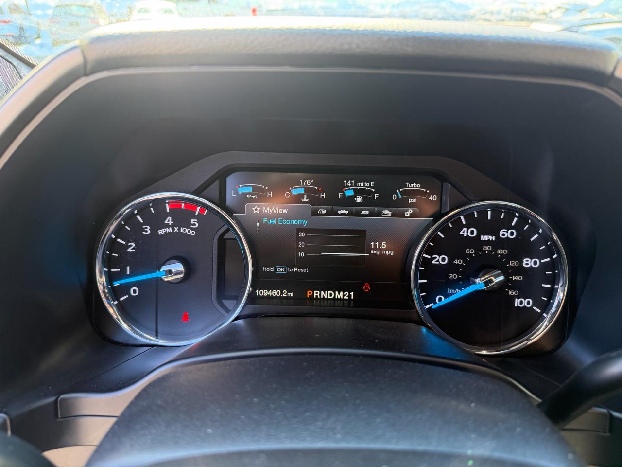 Ford Super Duty F-350 SRW Platinum 4WD Crew Cab 6.75' Box 2017