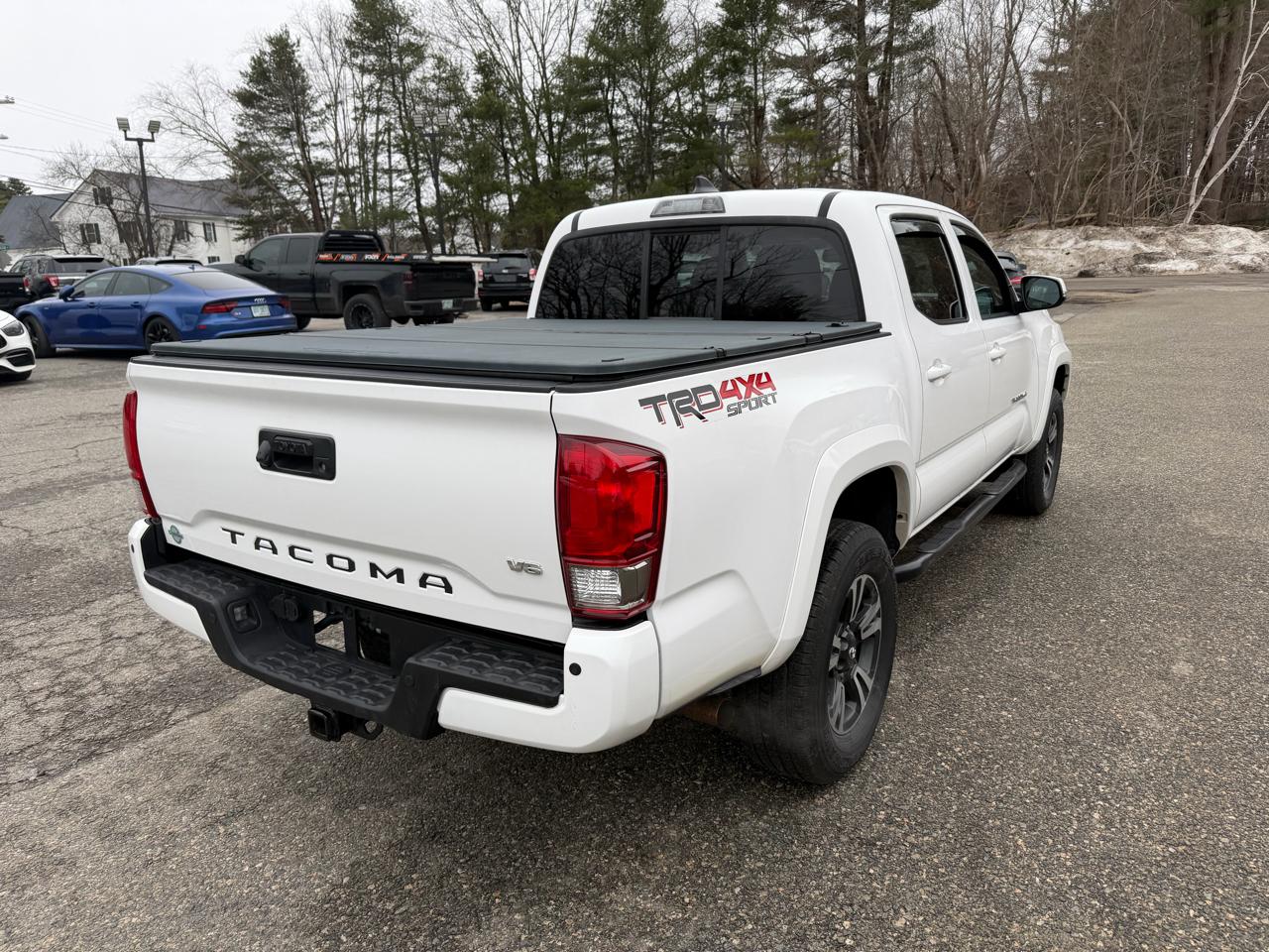 Toyota Tacoma 4WD Double Cab V6 AT TRD Sport (Natl) 2016