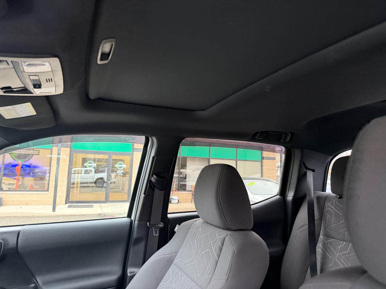 Toyota Tacoma 4WD Double Cab V6 AT TRD Sport (Natl) 2016