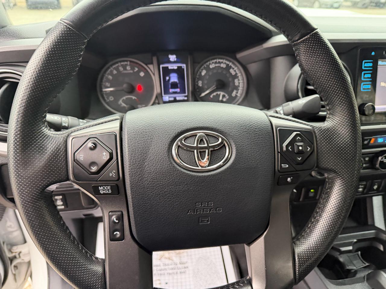 Toyota Tacoma 4WD Double Cab V6 AT TRD Sport (Natl) 2016